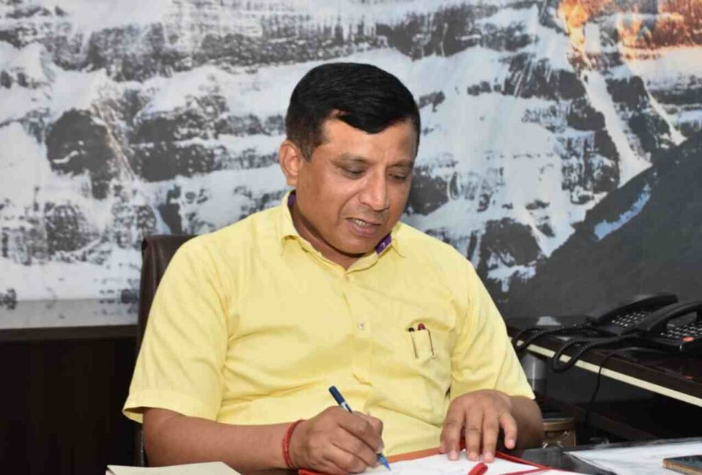 banshidhartiwari_Easy-Resize.com_